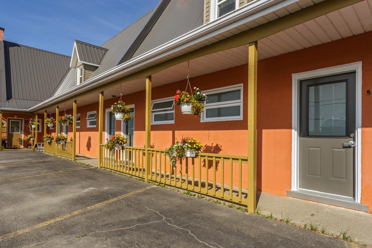 Auberge de L'Anse Rivière-du-Loup Extérieur photo